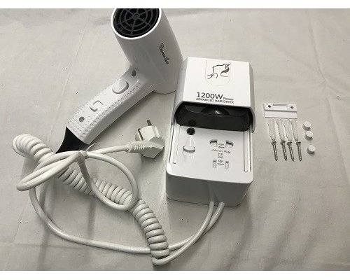 Фен CeramaLux D90290 настенный